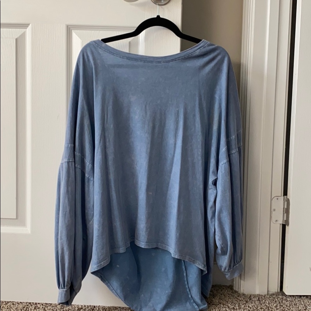 LIGHT BLUE BALLOON SLEEVE SHIRT